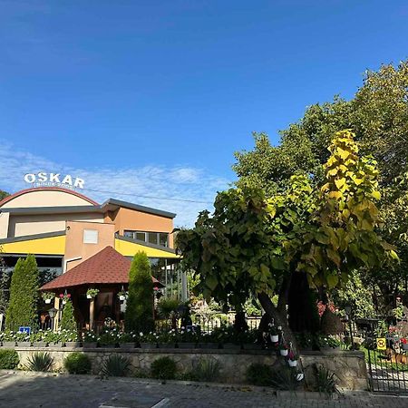 Villa Oskar 비톨라 외부 사진